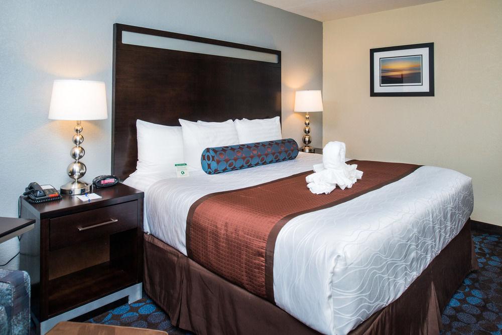 Best Western Plus Hollywood/Aventura Екстериор снимка