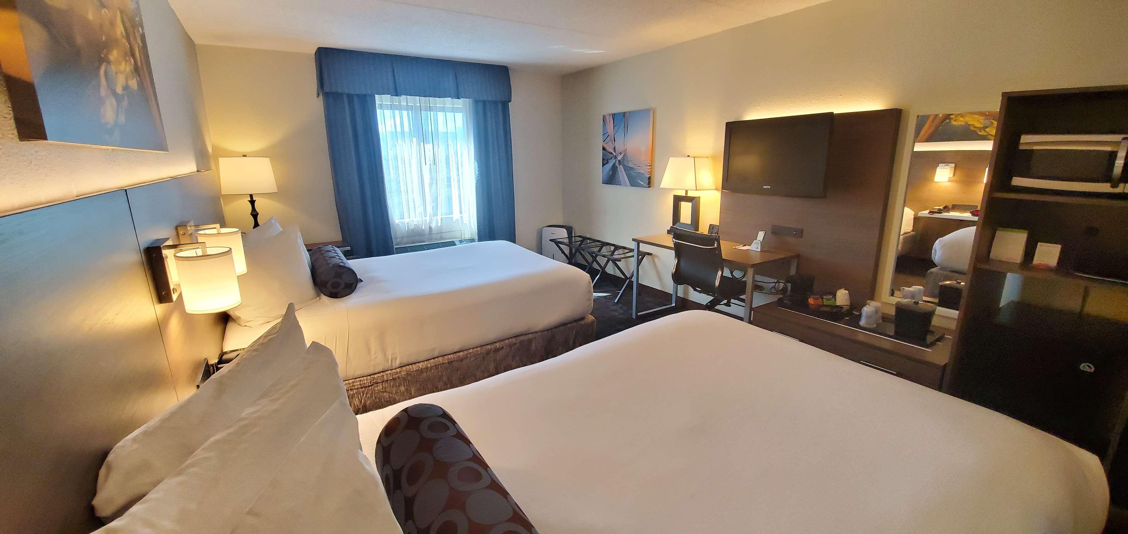 Best Western Plus Hollywood/Aventura Екстериор снимка