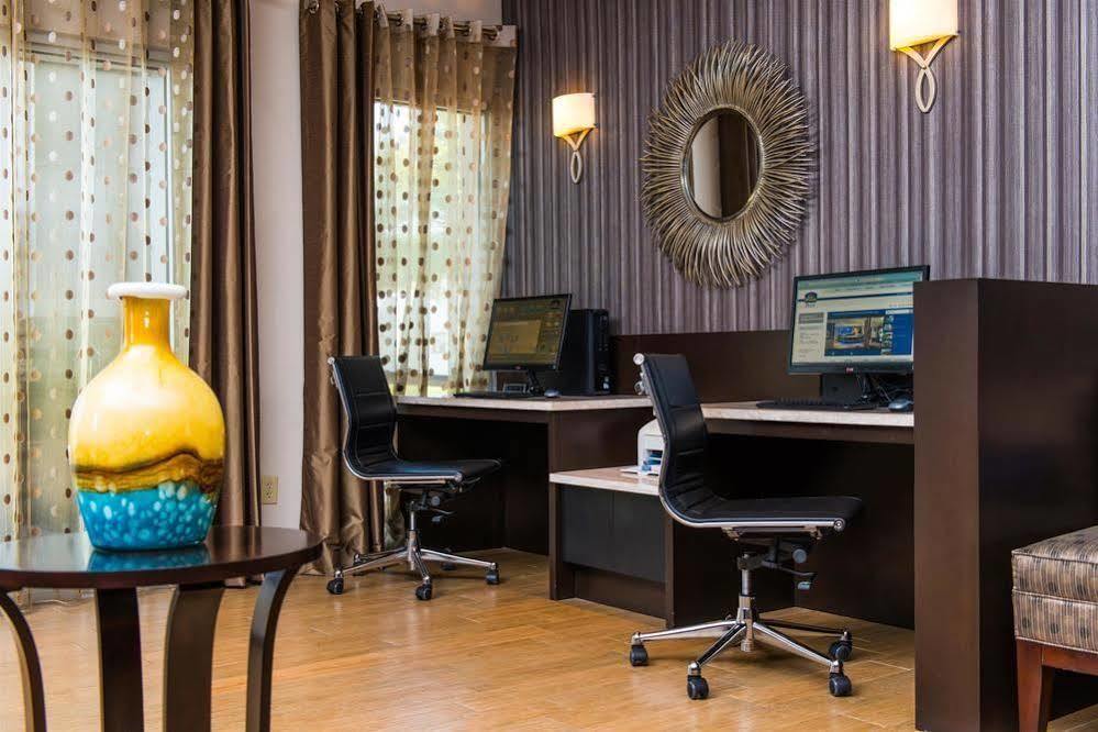 Best Western Plus Hollywood/Aventura Екстериор снимка