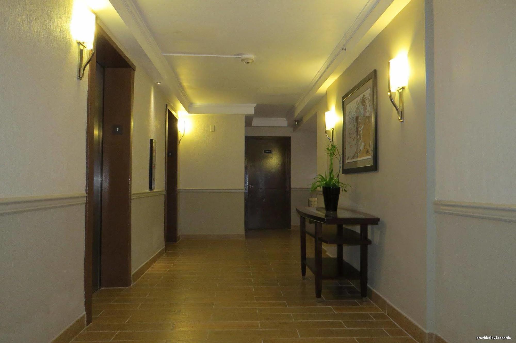 Best Western Plus Hollywood/Aventura Екстериор снимка