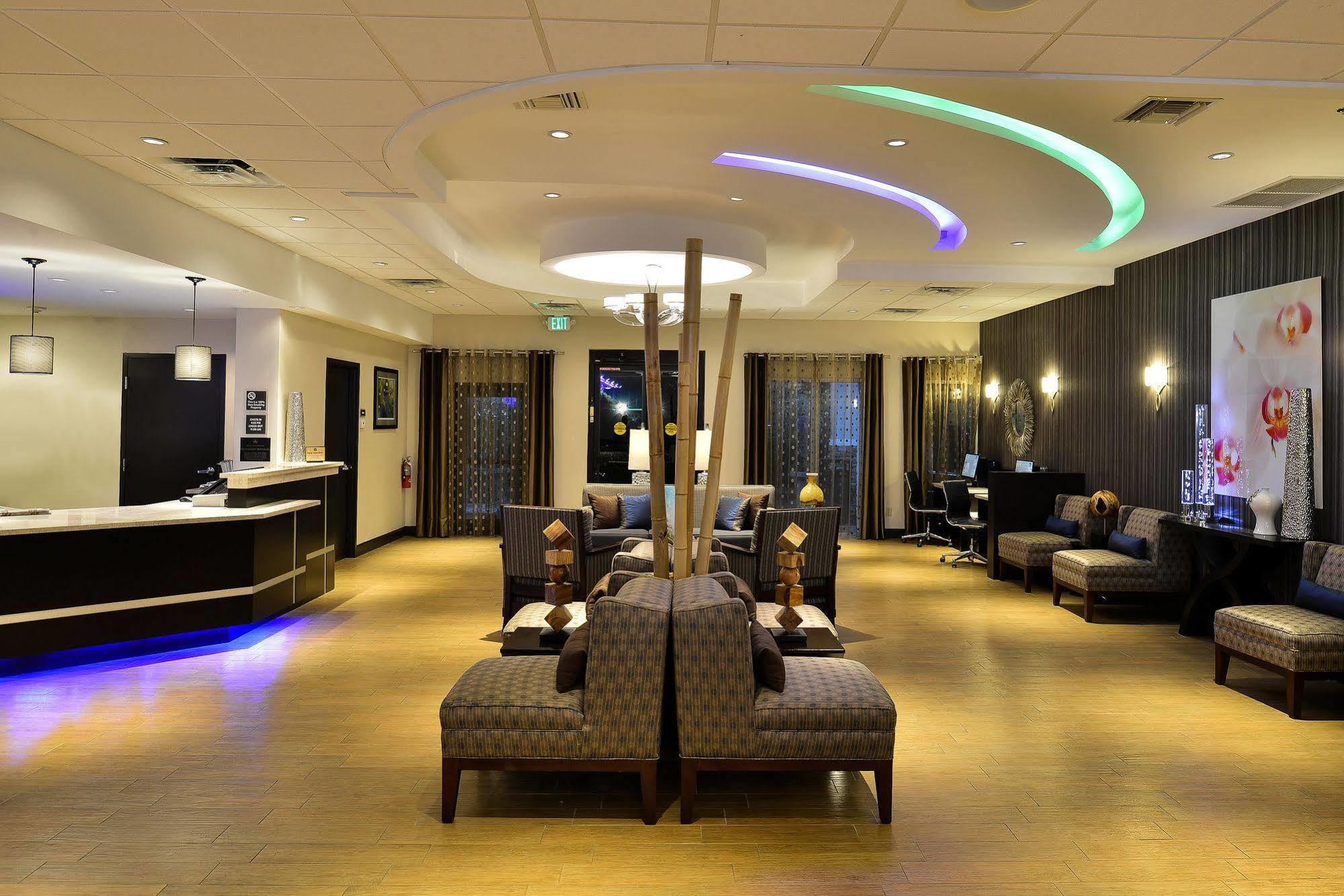 Best Western Plus Hollywood/Aventura Екстериор снимка