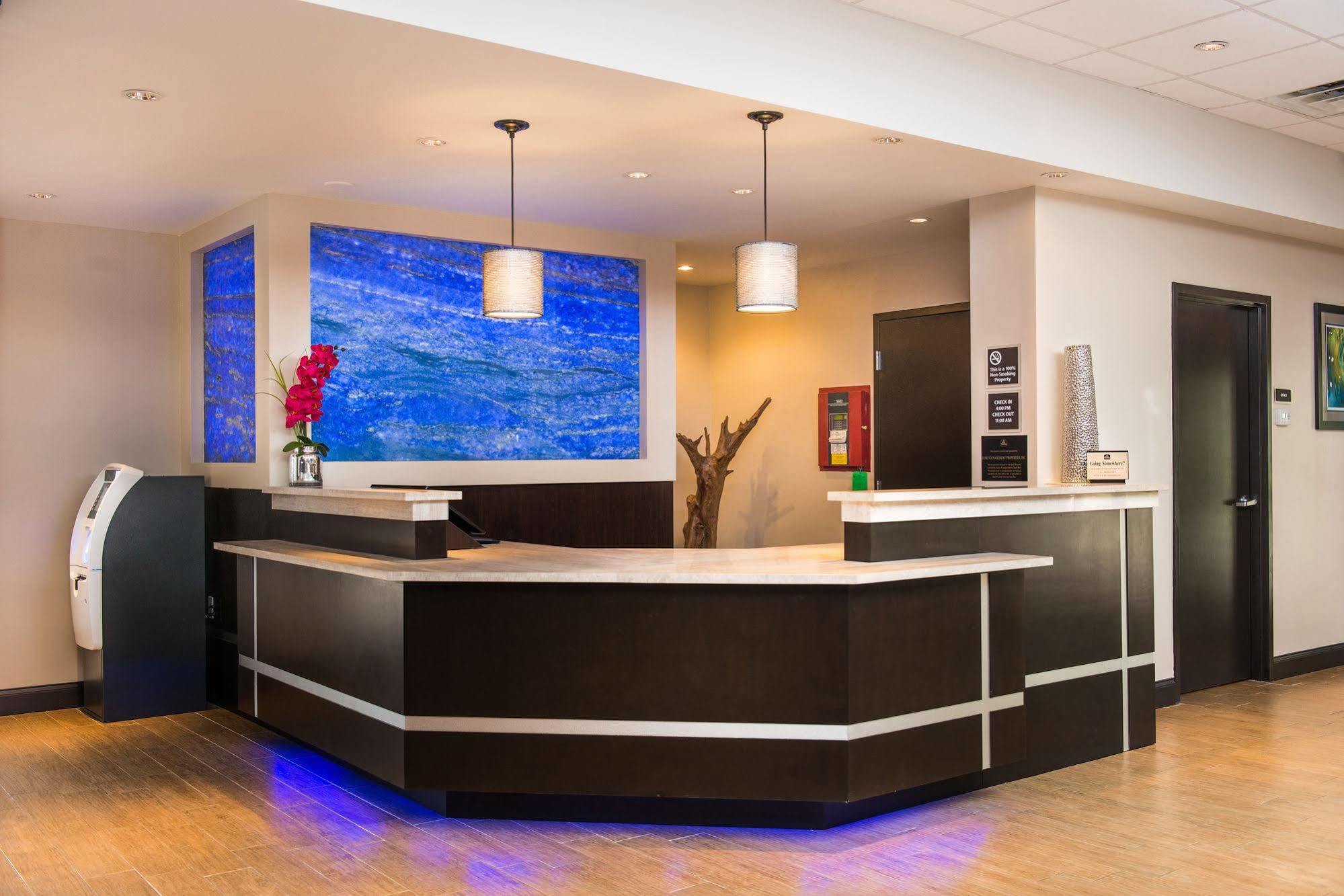 Best Western Plus Hollywood/Aventura Екстериор снимка