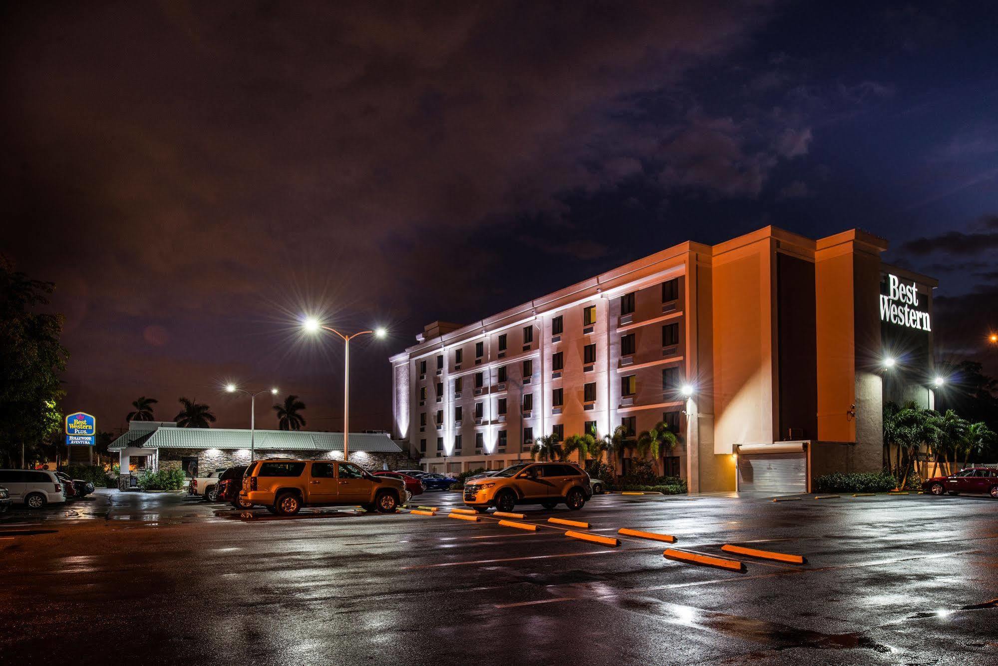 Best Western Plus Hollywood/Aventura Екстериор снимка