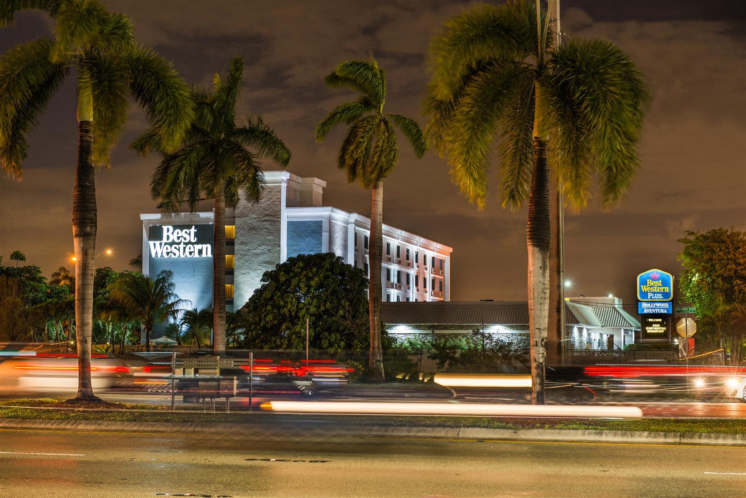 Best Western Plus Hollywood/Aventura Екстериор снимка